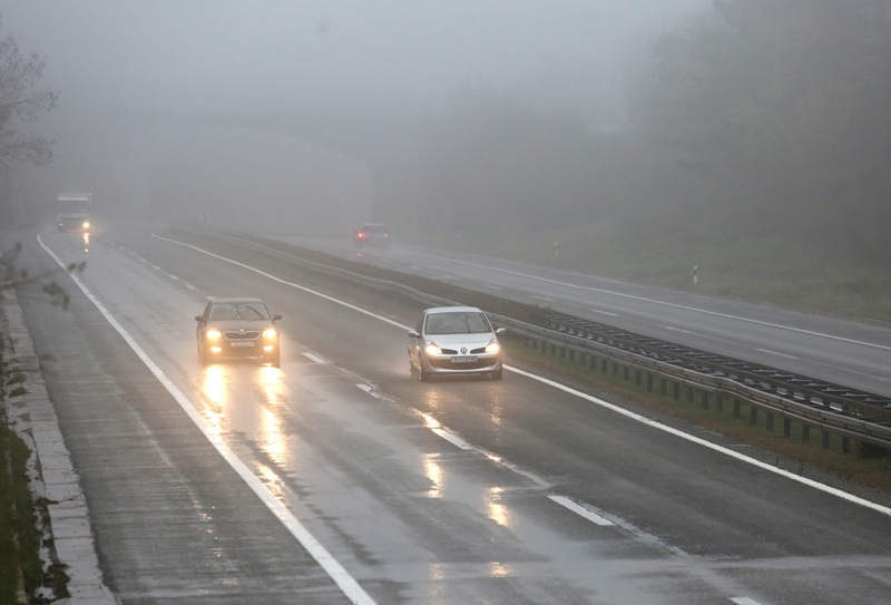 Magla mjestimice na cestama u unutrašnjosti, nova regulacija prometa na zagrebačkoj obilaznici