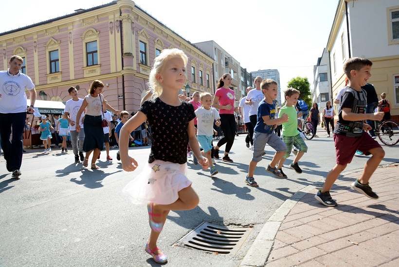 Bjelovar: Humanitarnoj utrci za zdravlje Terry Fox run priključili se i vrtićarci