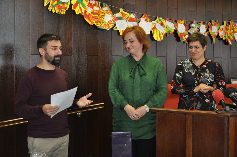 Dario Jambrek, pročelnik Službe ureda Gradonačelnika, Melita Samoborec, zamjenica gradonačelnika i Ana Mlinarić, pročelnica Odjela društvenih djelatnosti/G. Obran