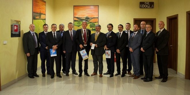 FOTO Rotaryci u Đurđevcu prikupili 49.000 kuna za stipendiranje talentiranih učenika