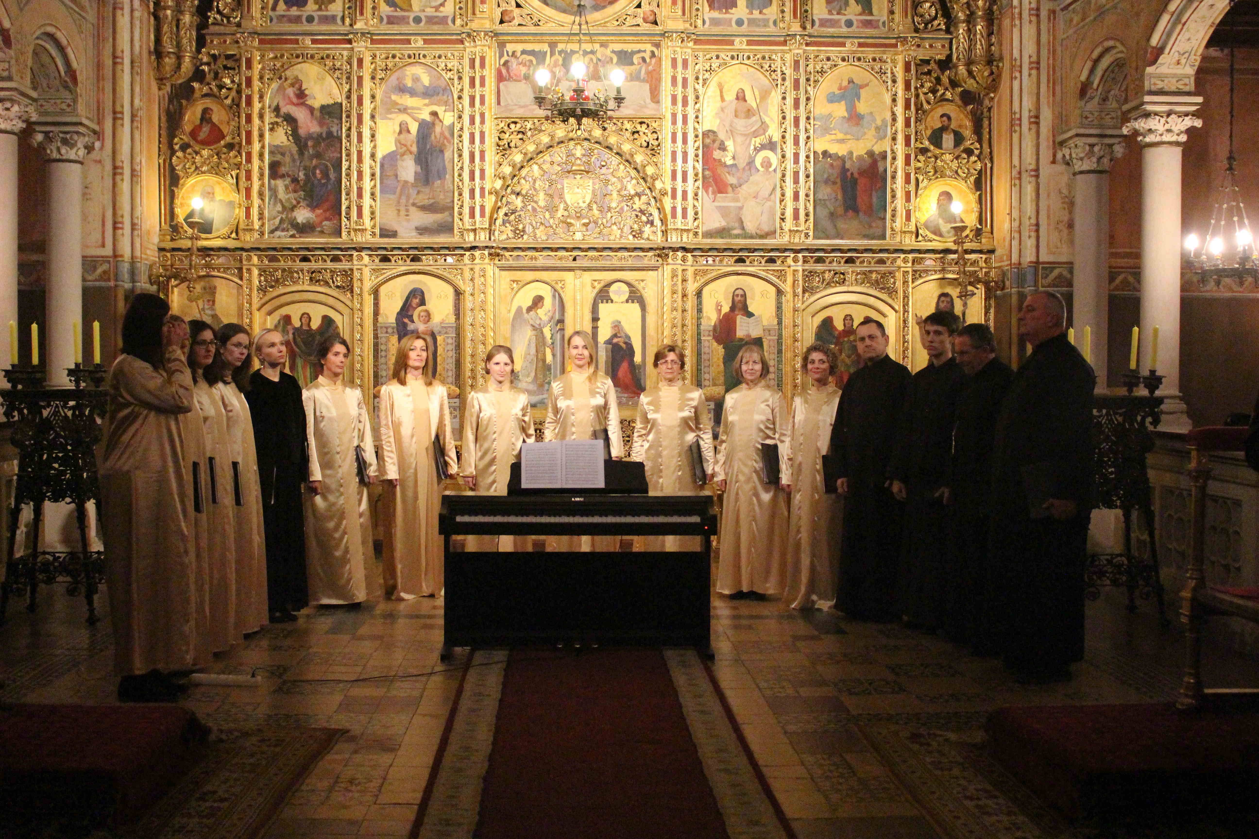 [FOTO/VIDEO] Katedralni zbor Križevci pred punom katedralom Presvete Trojice održao IX. godišnji koncert