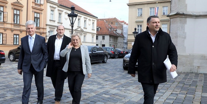 Zagreb: Vladajuća Koalicija Raspravlja O Zakonu O Udomiteljstvu