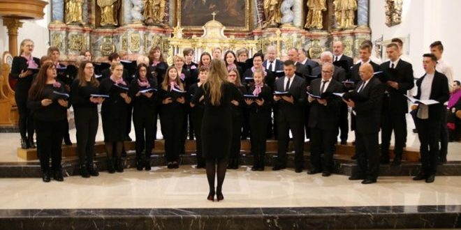 [FOTO] Festival svete Cecilije okupio 19 zborova iz cijele Varaždinske biskupije