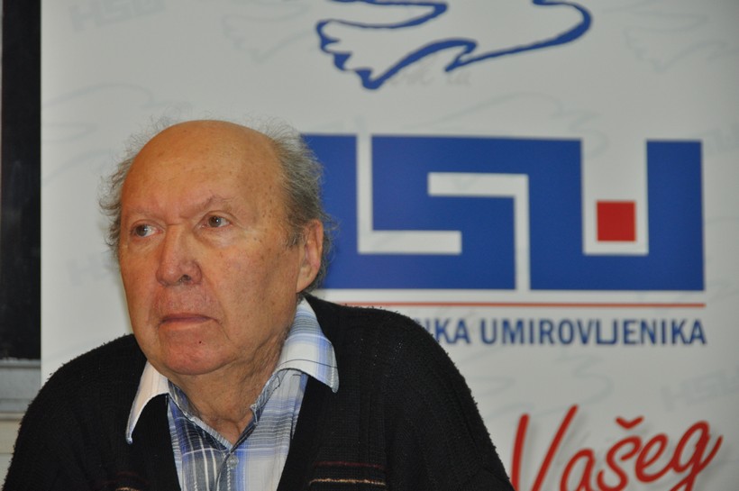 Željko Šemper pozvao umirovljenike da iskoriste besplatnu policu dopunskog zdravstvenog osiguranja