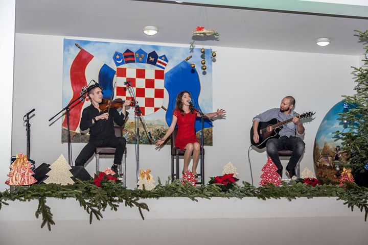 Bozic nam v Kloster dolazi02