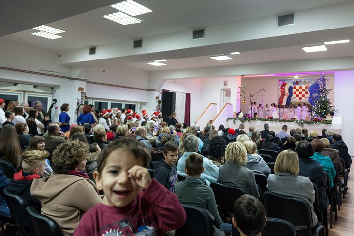 Bozic nam v Kloster dolazi07