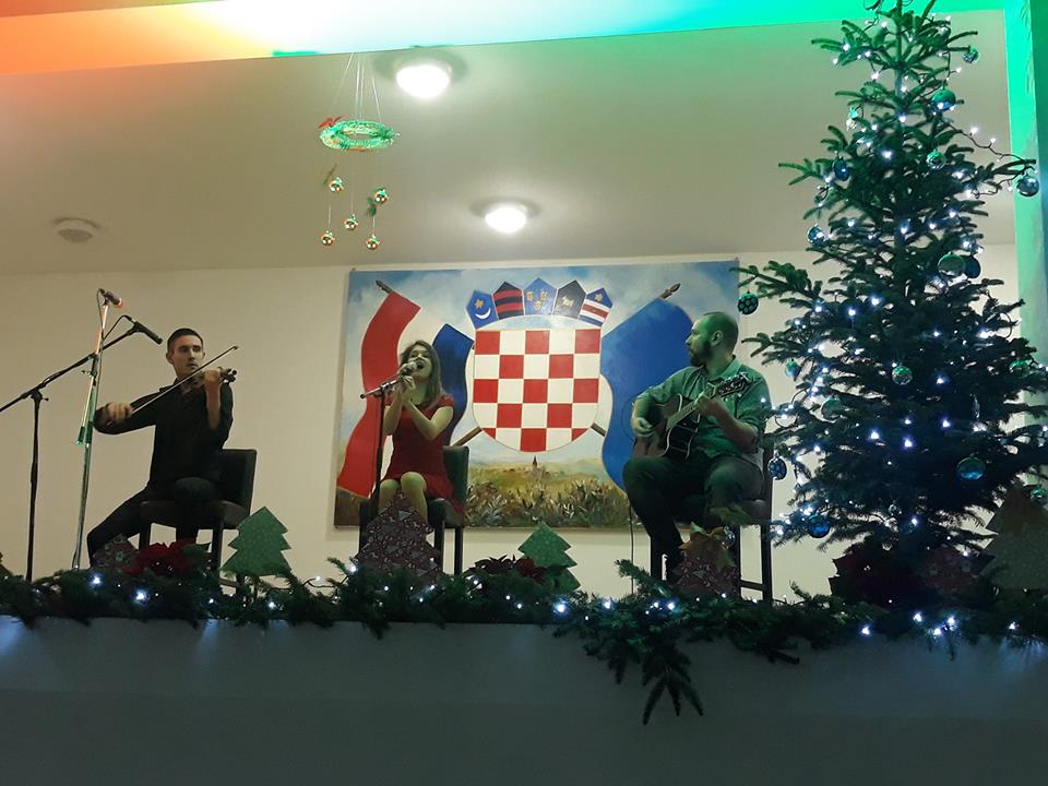 Bozic nam v Kloster dolazi25