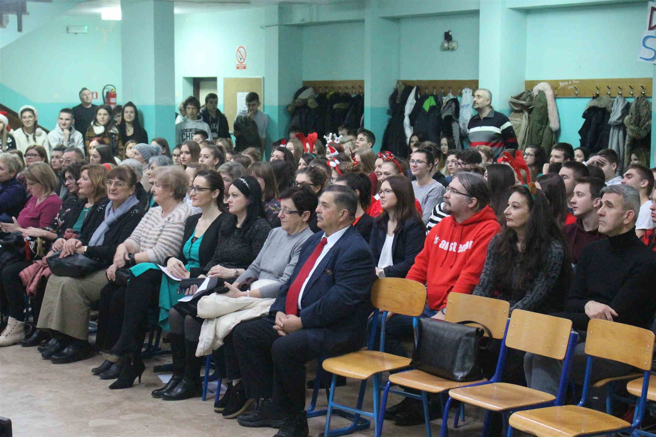 bozicna priredba u krizevackoj gimnaziji02
