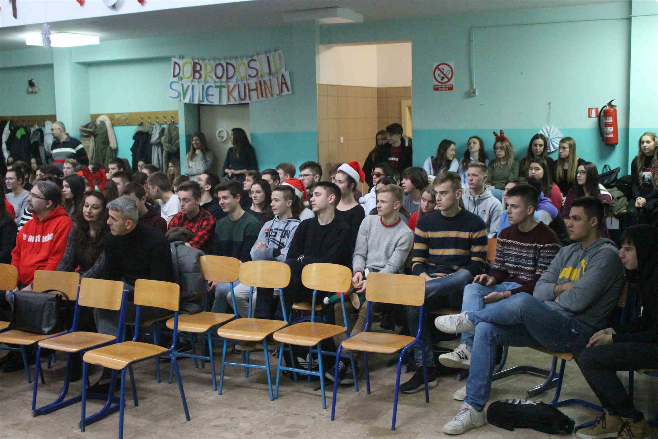 bozicna priredba u krizevackoj gimnaziji03