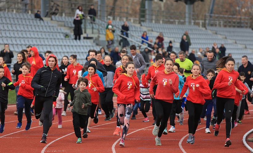 Zagreb: Novogodišnjom utrkom na 800 m obilježeno 115 godina HAAK Mladost