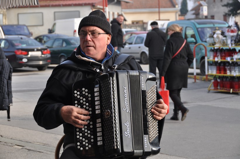 minglanje likeri (2)