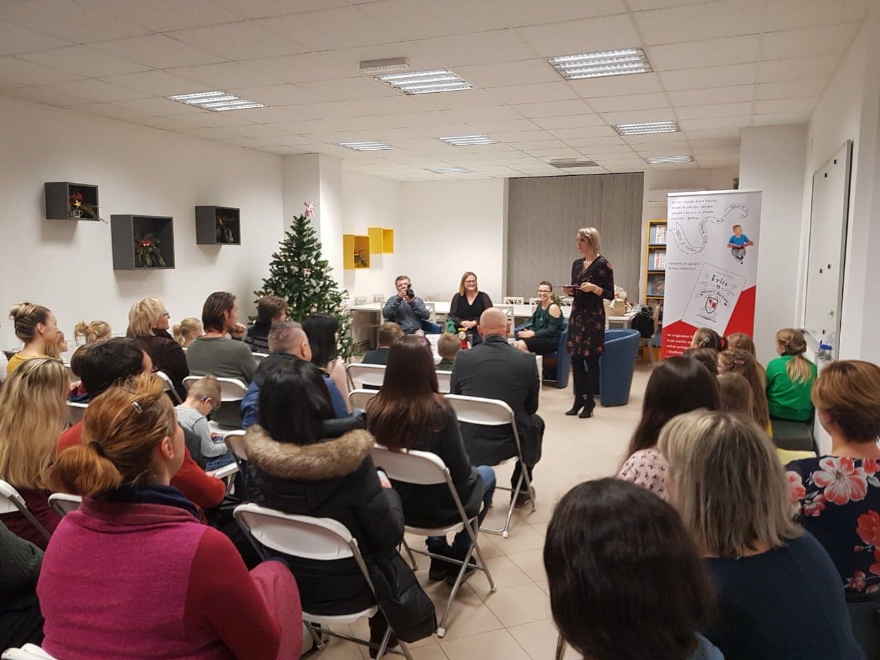 predstavljanje knjige u djurdjevcu2