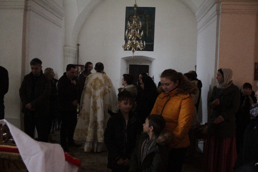 Božić, sveta misa u manastiru u Lepavini (11)