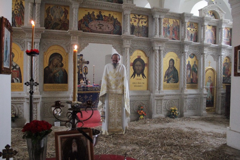 Božić, sveta misa u manastiru u Lepavini (25)