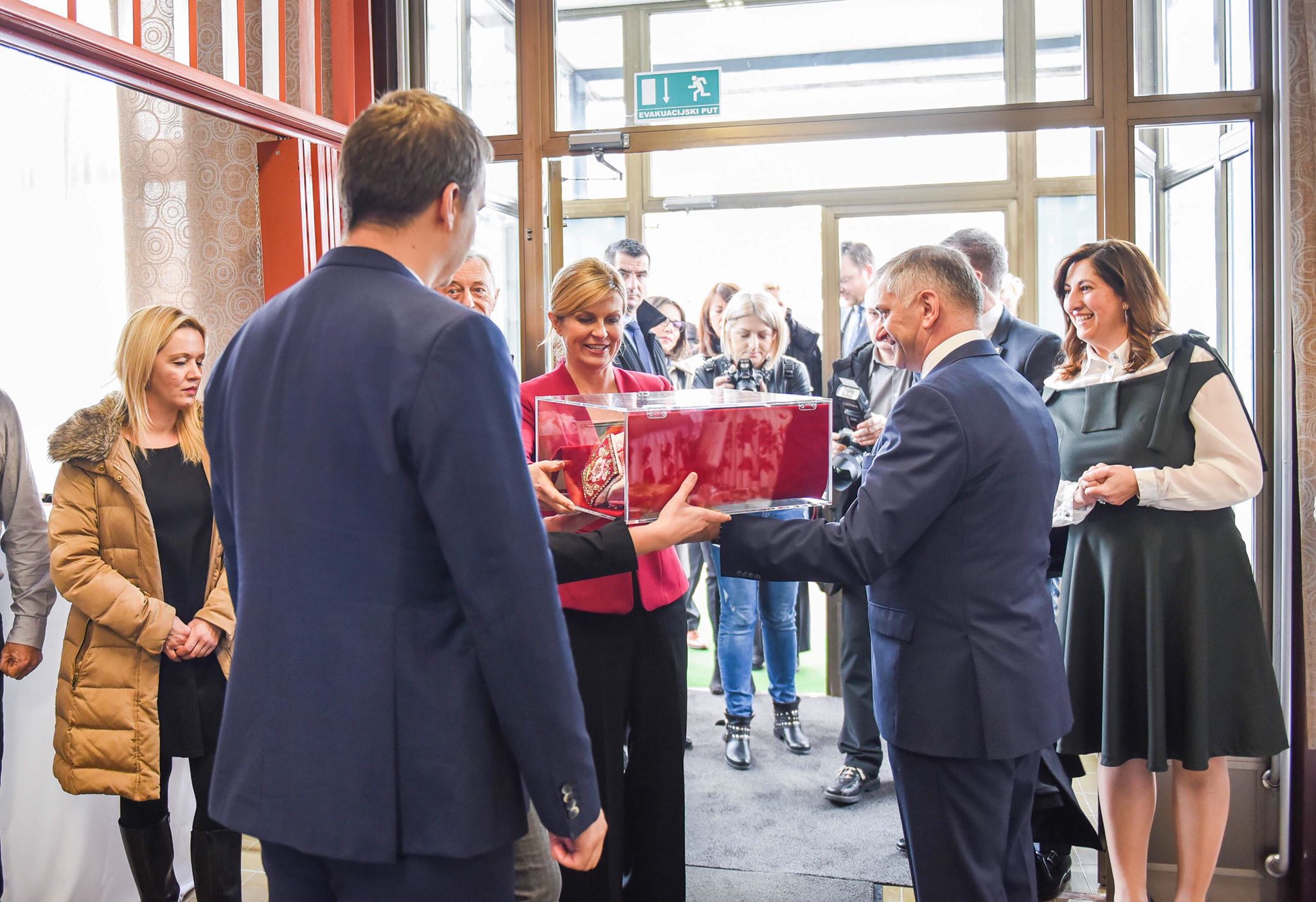 Kolinda grabar kitarovic u vrbovcu16