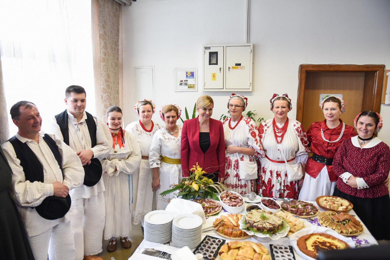 Kolinda grabar kitarovic u vrbovcu21