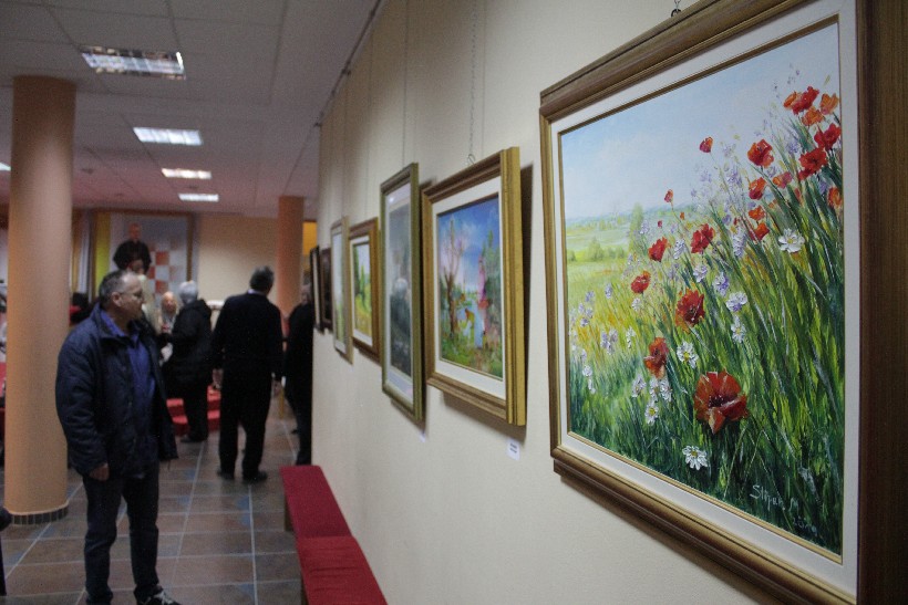 Otvorenje izložbe Udruge Peski art Đurđevac u Župi Svetog Alojzija Stepinca, Koprivnica (6)