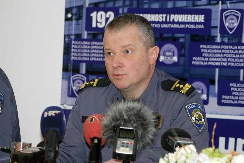 Policija redovno godišnje izvješće (4)