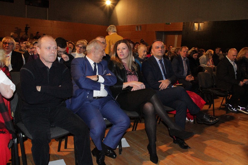 Večar folklora Kopivnica, dom mladih, završna priredba (5)
