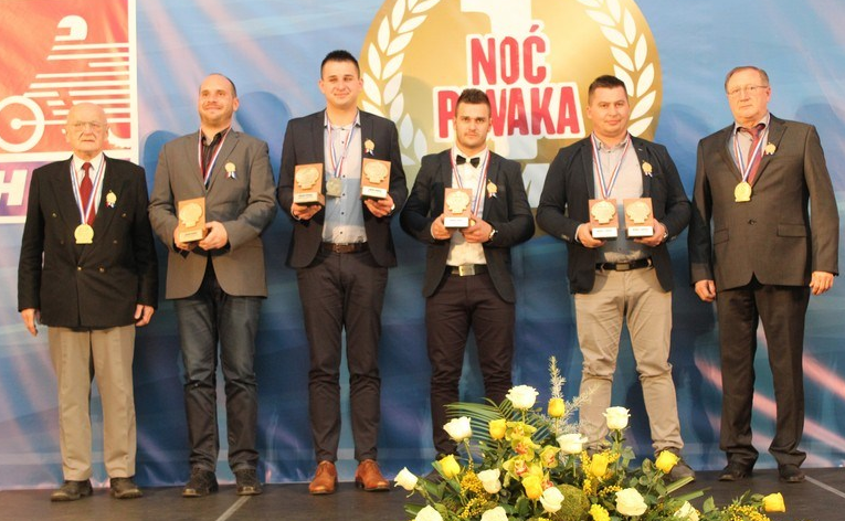 noc prvaka15