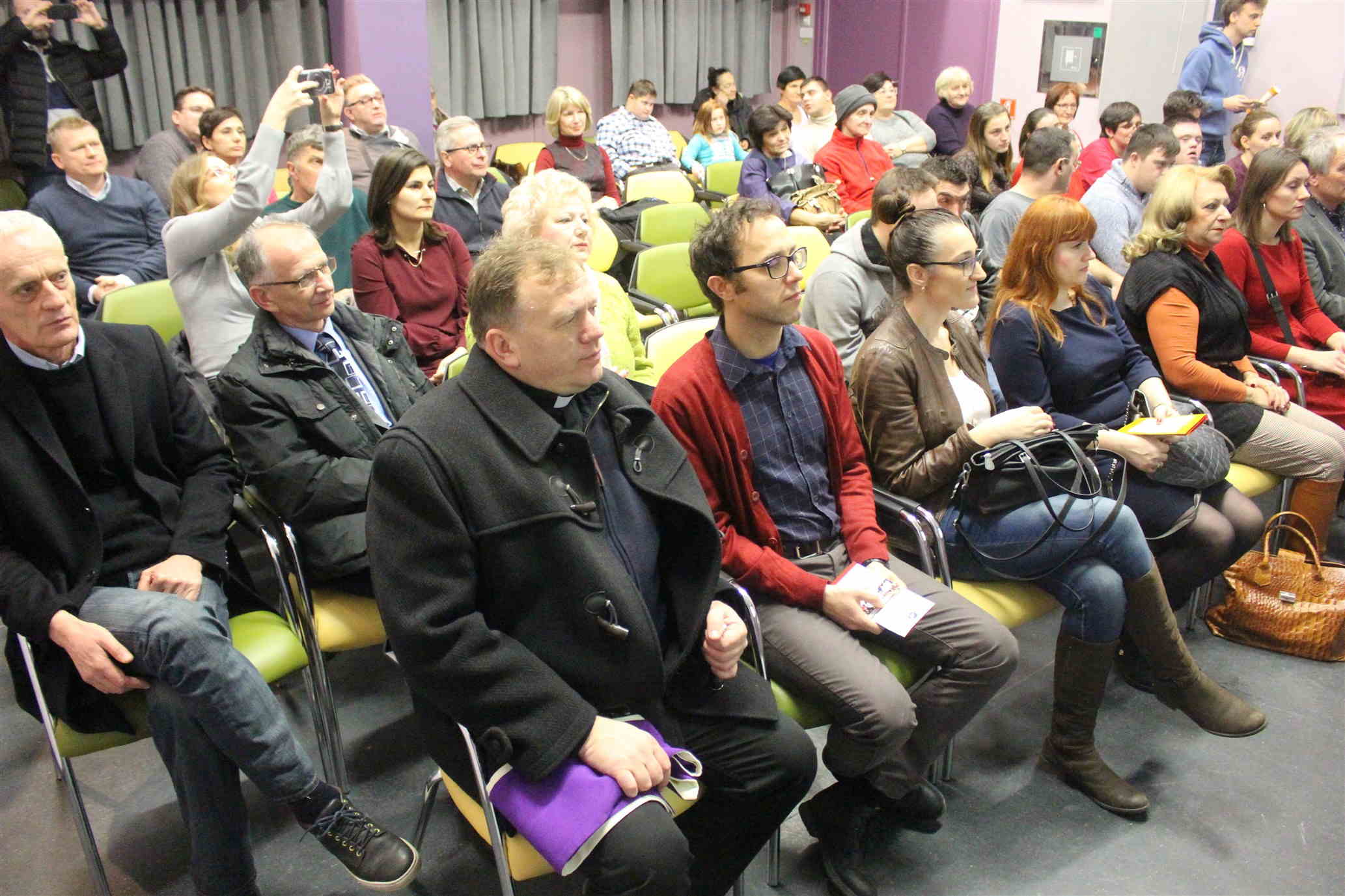 udruga maslacak i kombi vozilo03