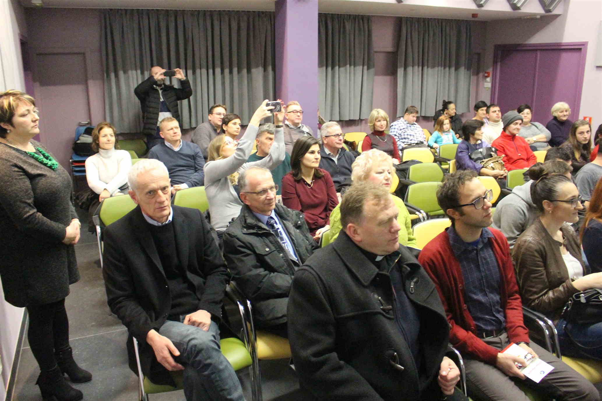 udruga maslacak i kombi vozilo04