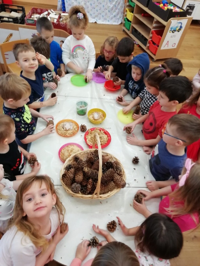 Đu vrtic, radionica hranilica za ptice (6)