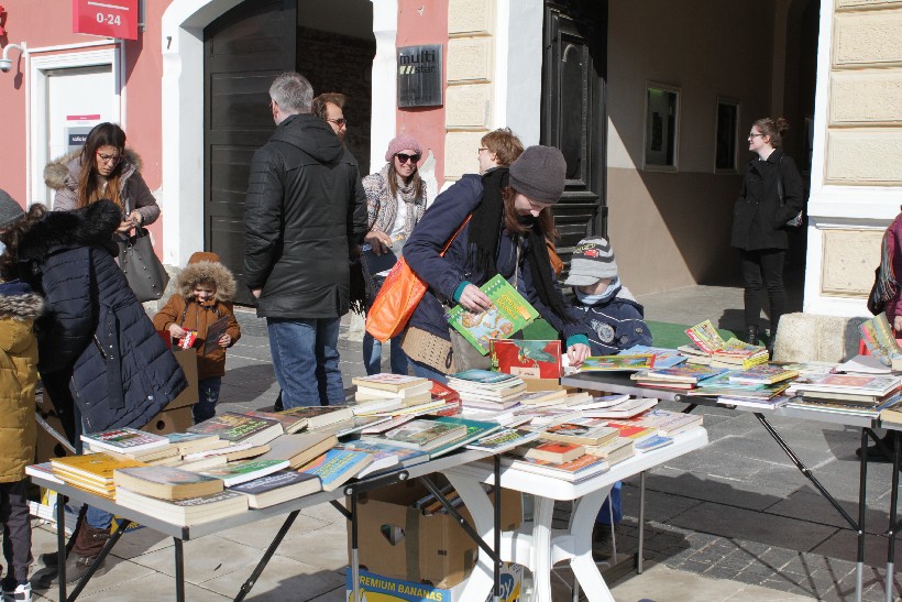 Tržnica knjiga Koprivnica (2)