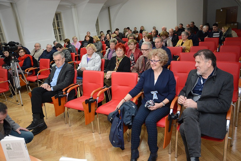 Bjelovar: Jakoslav David Rojnica predstavio svoju knjigu "Ja sam 6387"
