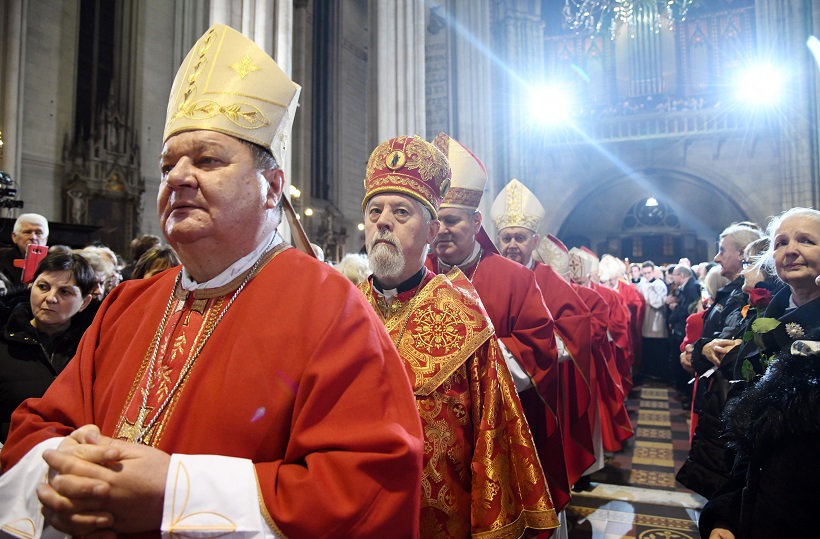 Kardinal Bozanić: Čvrsto vjerujemo da se Bog služi kardinalom Stepincem i njegovom svetošću da nas vodi u pročišćavanju i oblikovanju istinom
