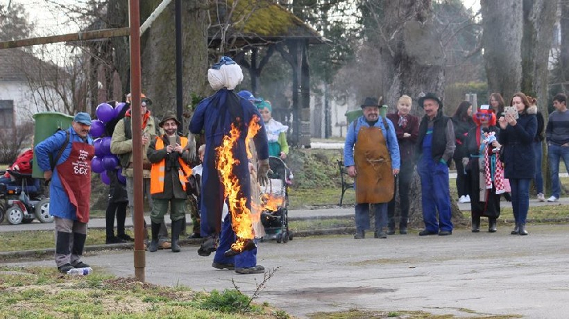 Legrad maškare (35)