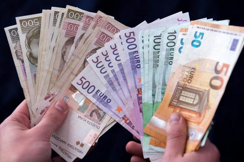 Djevojčica vratila izgubljen novčanik s više od 7000 eura
