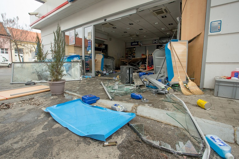 Osijek: Benziska postaja u koju se autom zabio nogometaš Petar Bočkaj