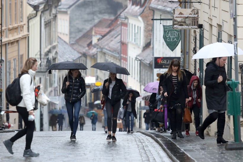 Zagreb: Najhladniji dan u travnju počeo kišom i temperaturom od 5 stupnjeva