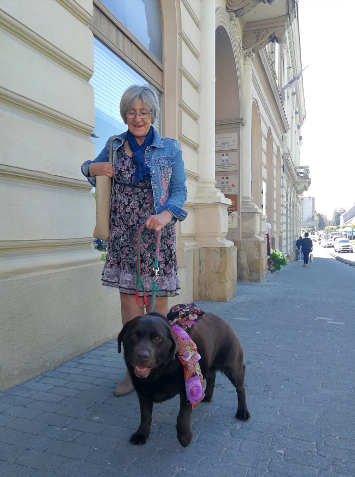Blagdanski modni kutak: Lijepo usklađeni vlasnica i pas