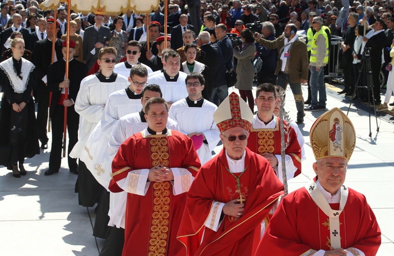 [VIDEO] Split svečano proslavio svetkovinu svoga nebeskog zaštitnika sv. Dujma