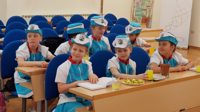 Bjelovarske mažoretkinje hrebak (3)