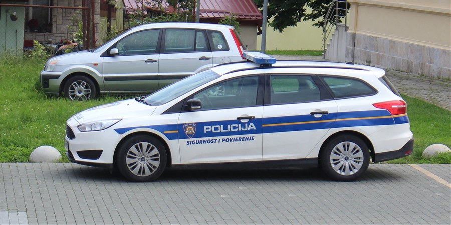 Policija (4)