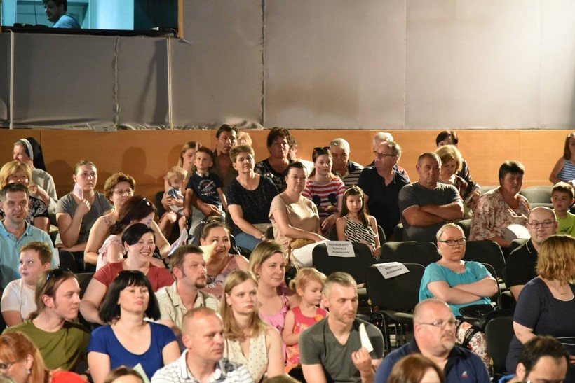 Dv Smiješak Kc (10)