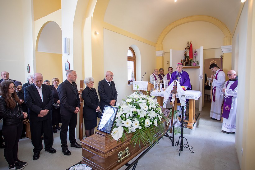Pokopan dugogodišnji župnik ivanićgradskih župa Posavski Bregi i Lijevi Dubrovčak