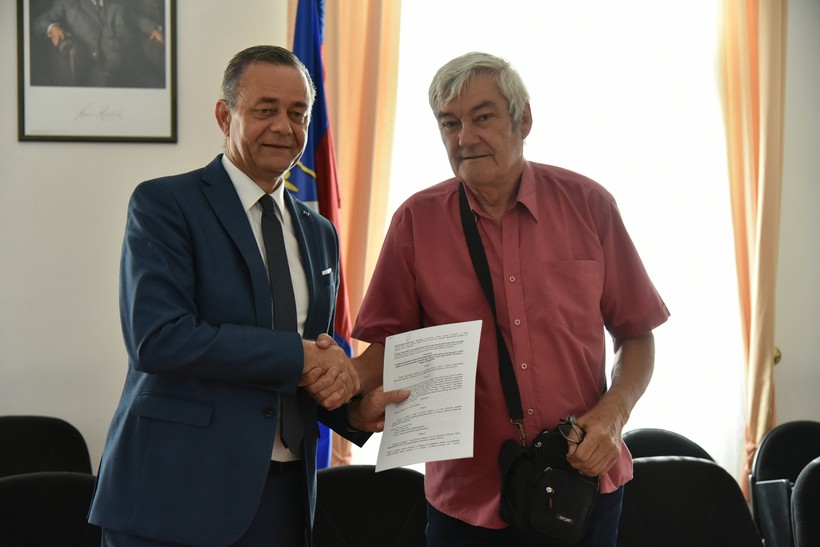 Potpisivanje ugovora o korištenju sredstva upanije (24)