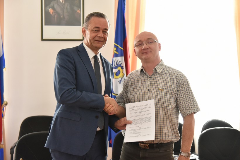 Potpisivanje ugovora o korištenju sredstva upanije (29)