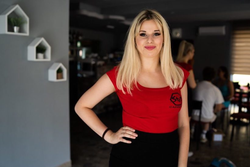 [FOTO/VIDEO] Mlada poduzetnica Petra Šestak večeras otvara Caffe bar STOP u Novigradu Podravskom