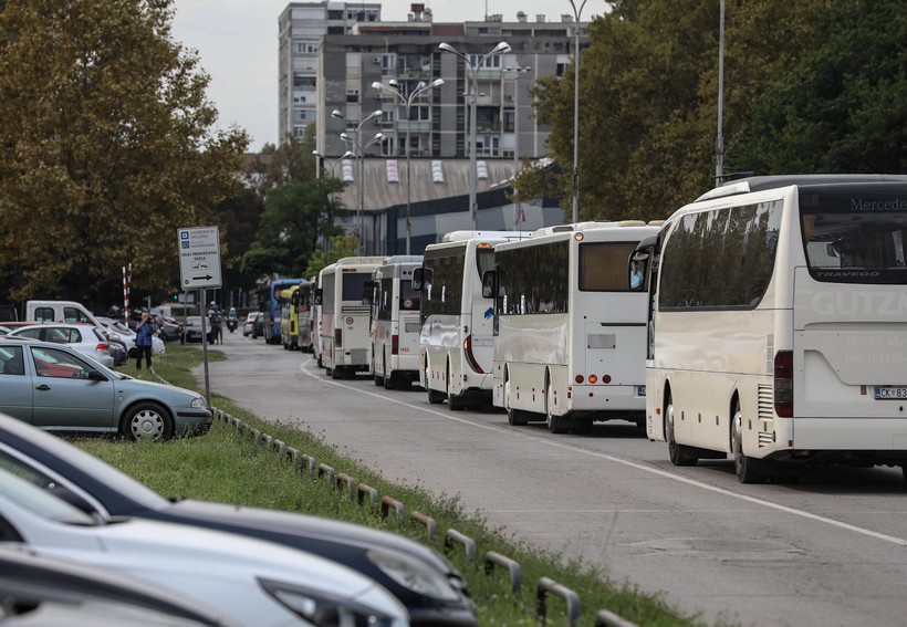 Zagreb: Prosvjedna vožnja autobusima od Velesajma do Ministarstva mora, prometa i infrastrukture