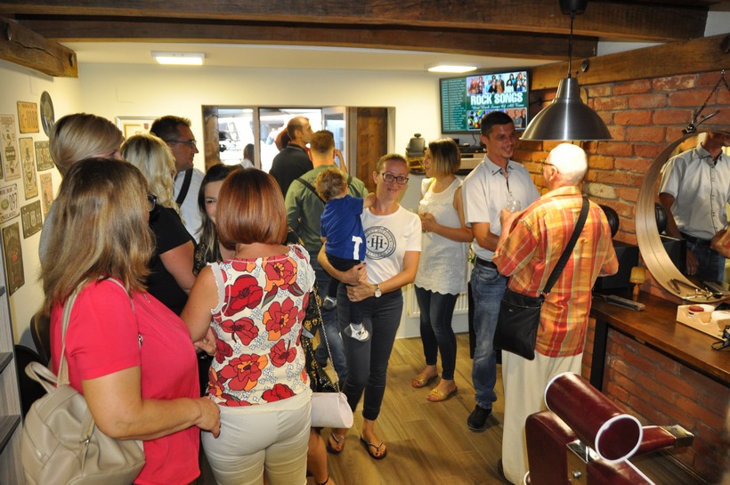 Glavom I Bradom (21)