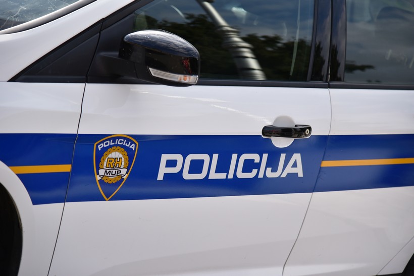 Policija ilustracija (2)