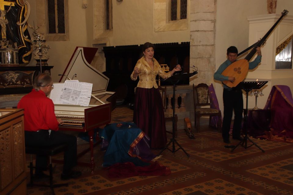 VARAŽDINSKE BAROKNE VEČERI U KRIŽEVCIMA Ansambl “La Serenissima” održao koncert u crkvi sv. Križa