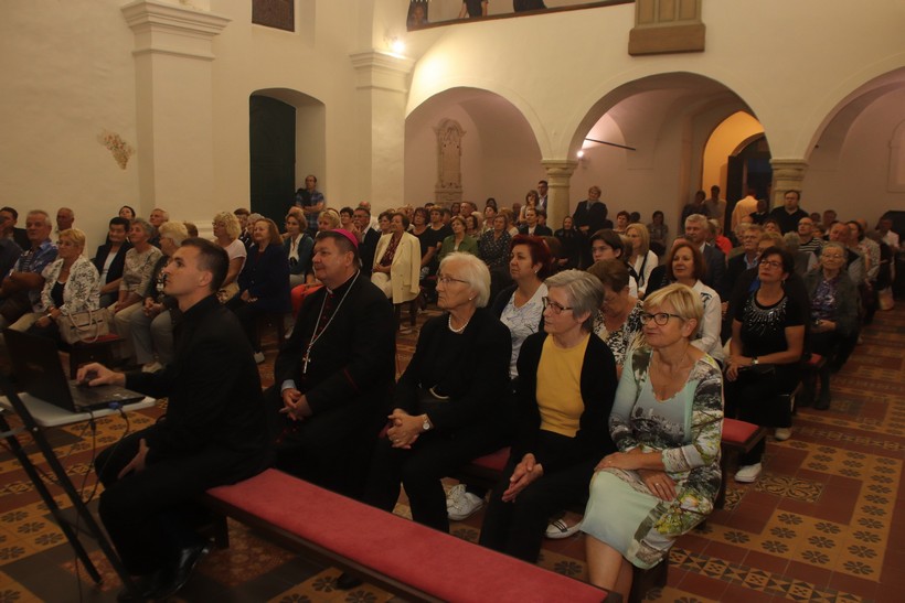 Sveti križ (5)