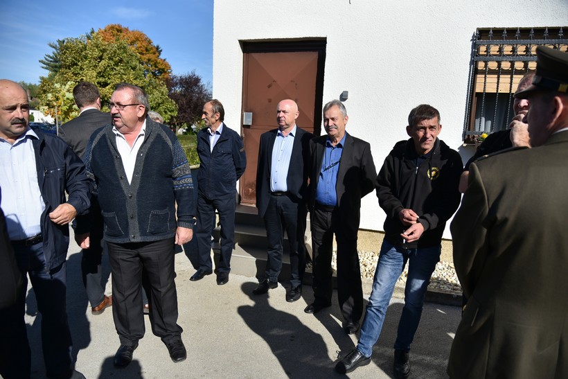 Polaganjem Vijenaca Kod Križa života Na Gradskom Groblju U Đurđevcu Povodom Obilježavanje 28. Obljetnice Podravskih Braniteljskih Postrojbi (14)