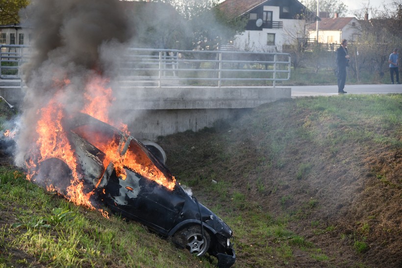 Vatrogasna viježba Podravina 2019, legrad, zapaljeni automobil ilustracija (28)